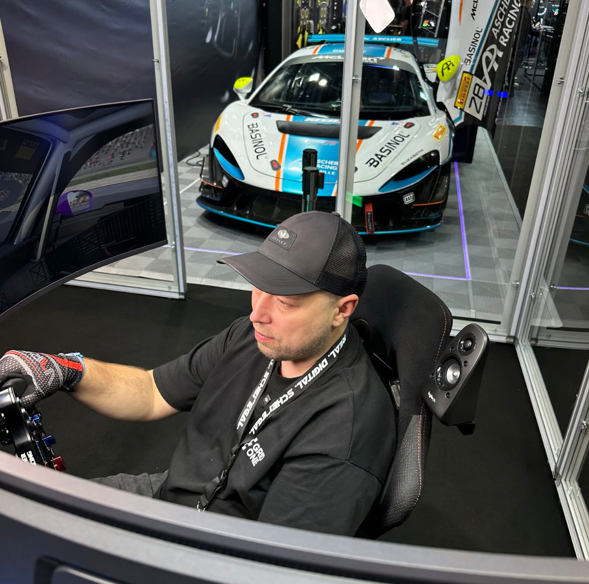 Ascher Racing ratt og simracing utstyr for bilsimulator